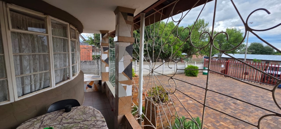 5 Bedroom Property for Sale in Elandia North West